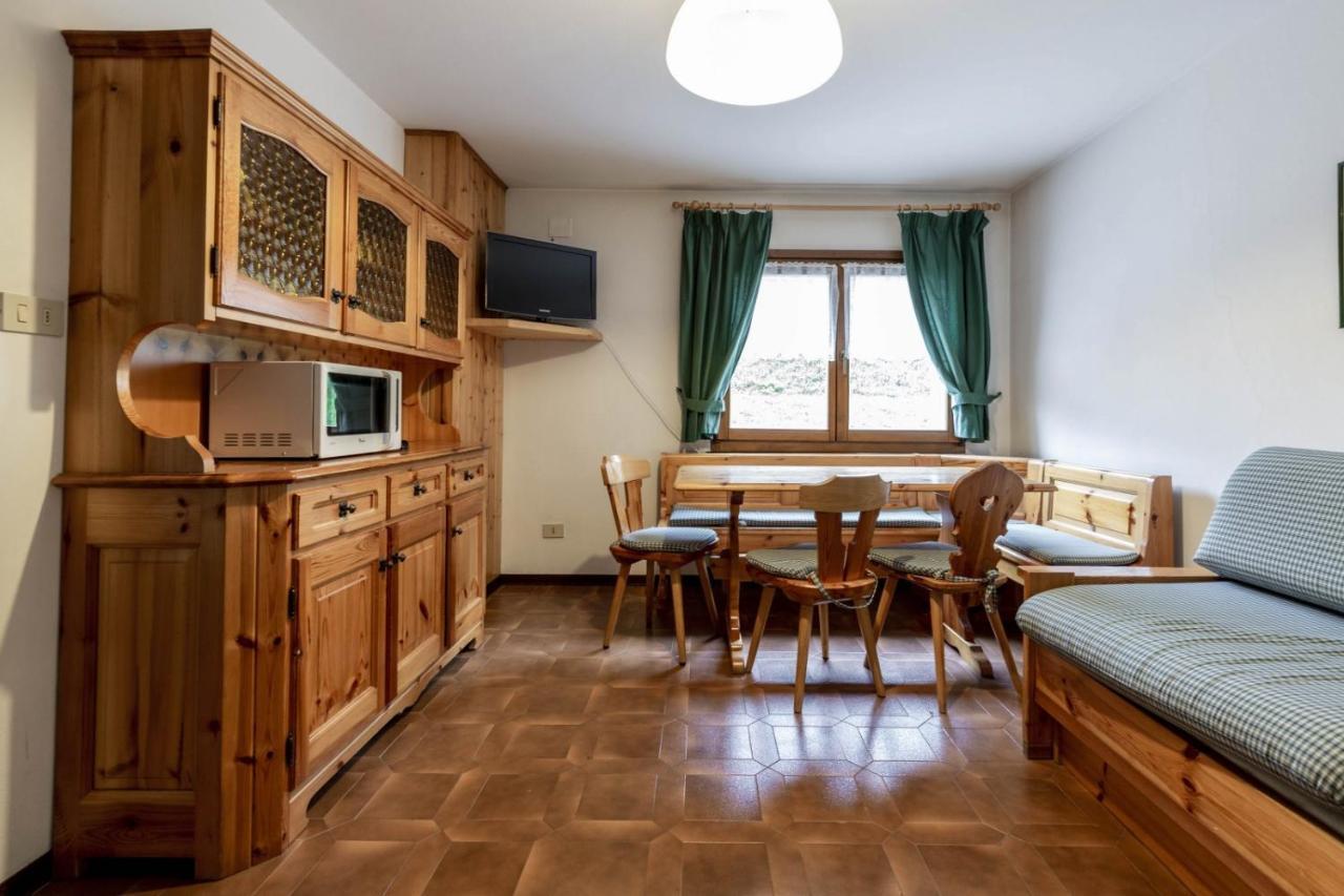 Stella Alpina Apartment Кампитело ди Фаса Екстериор снимка