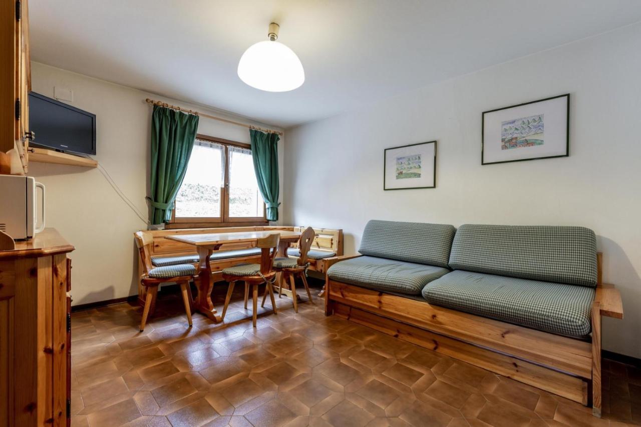 Stella Alpina Apartment Кампитело ди Фаса Екстериор снимка