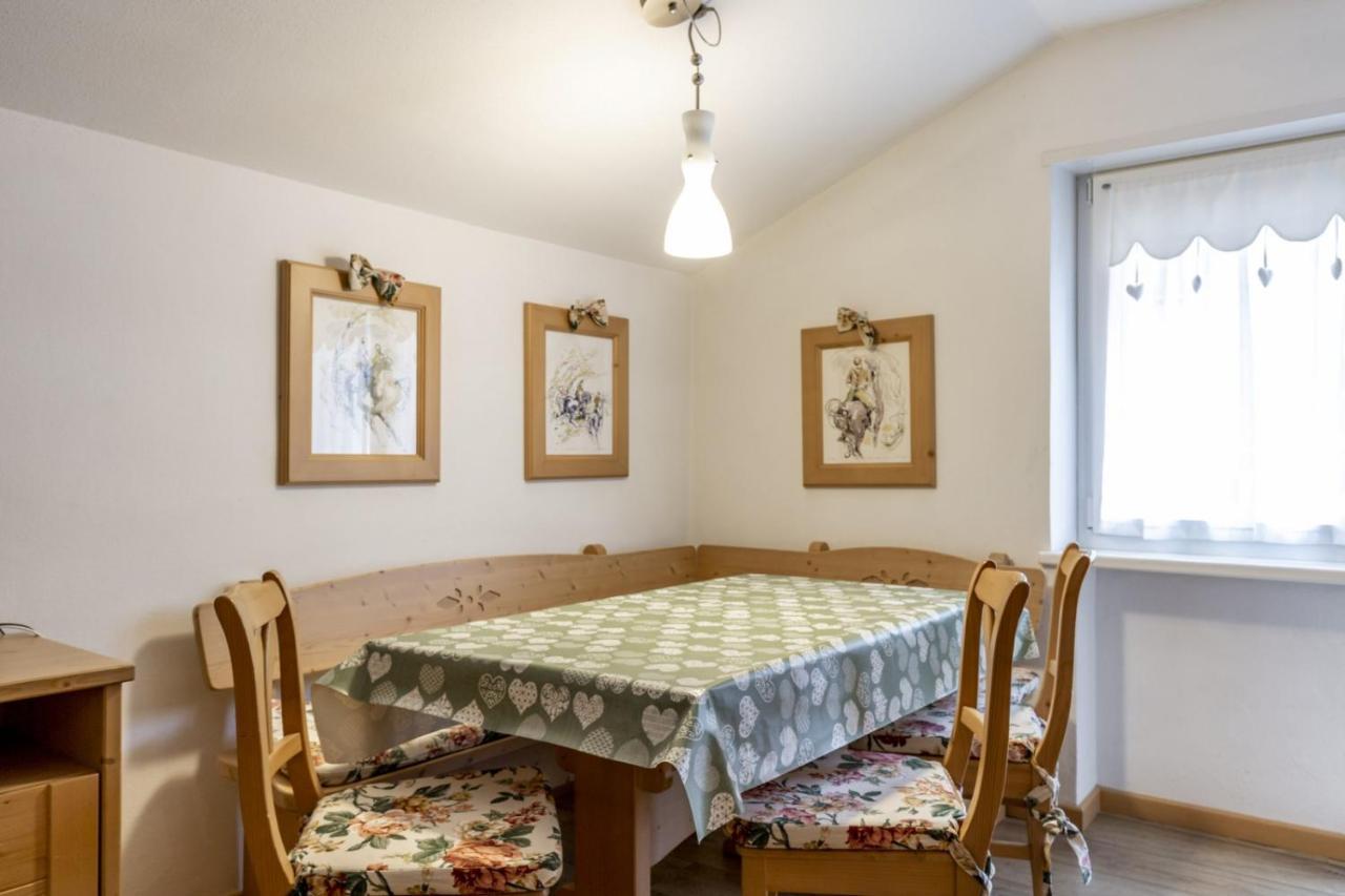 Stella Alpina Apartment Кампитело ди Фаса Екстериор снимка