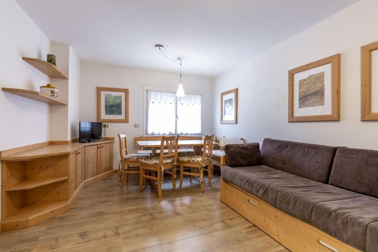 Stella Alpina Apartment Кампитело ди Фаса Екстериор снимка
