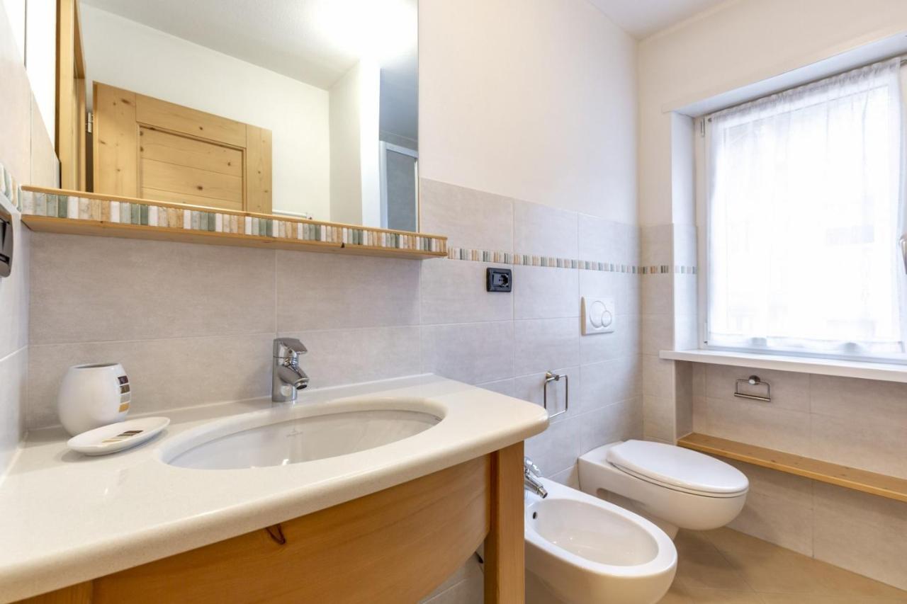 Stella Alpina Apartment Кампитело ди Фаса Екстериор снимка