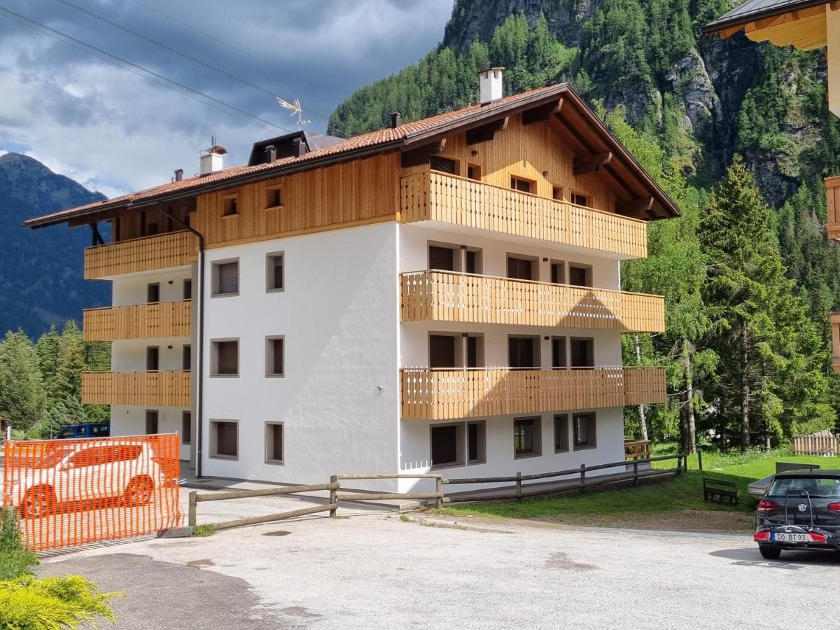 Stella Alpina Apartment Кампитело ди Фаса Екстериор снимка